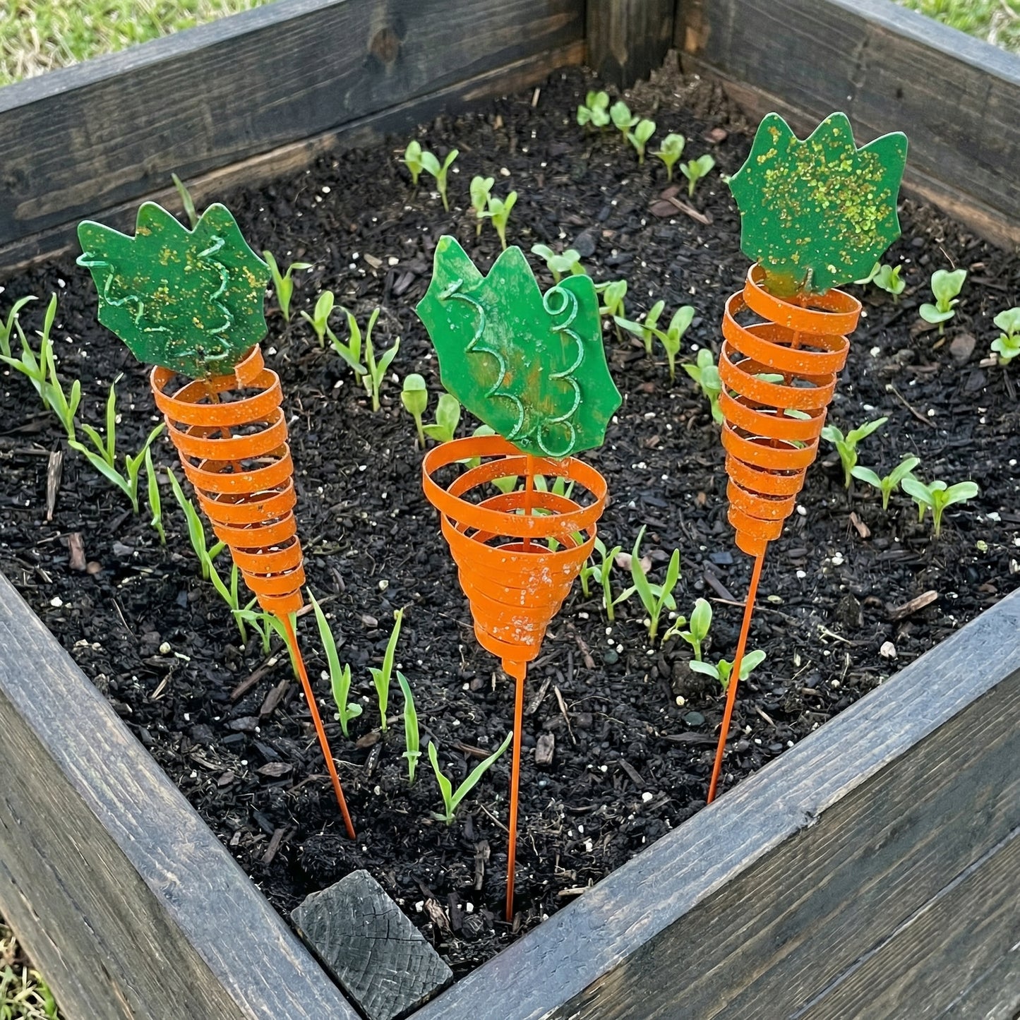 Easter Garden Carrot  Stake for Outdoor Lawn, Planter & Flower Bed Decoration